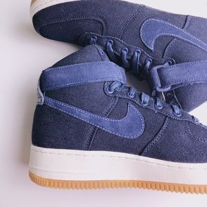 🚫SOLD NWT W Nike Air Force 1 Hi SE